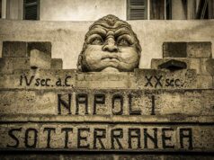 Unterirdisches Neapel: Infos, Preise, Tickets, & Öffnungszeiten Eingang Napoli Sotterranea