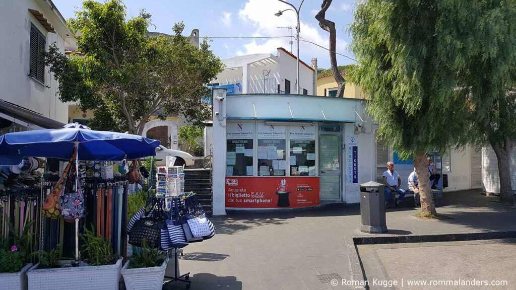 Öffentliche Verkehrsmittel Busse Ischia Ticketschalter